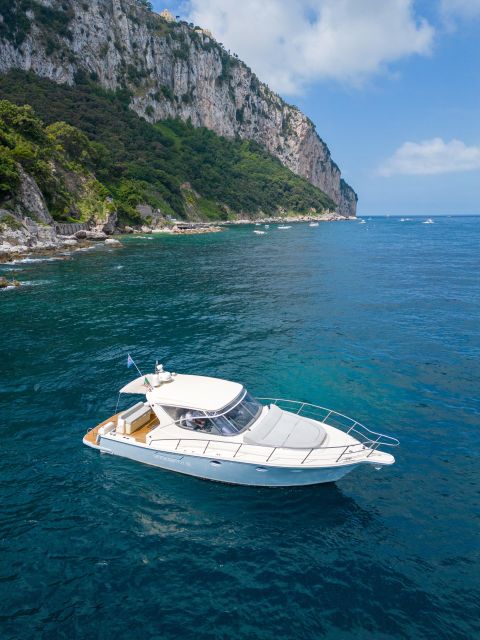 Capri- Amalfi Coast :Speed Boat - Pricing and Duration