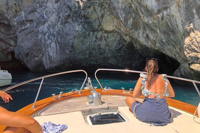 Capri and Blue Grotto Boat tour from Sorrento - What the Reviews Say