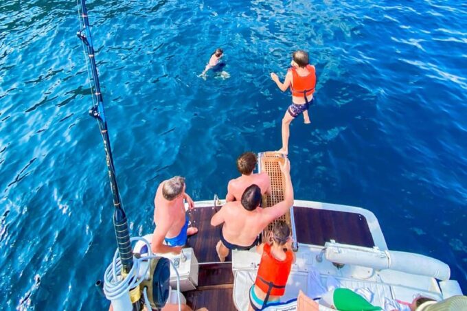 Capri Boat Tour and Positano From Amalfi E Salerno - Travel Tips and Recommendations