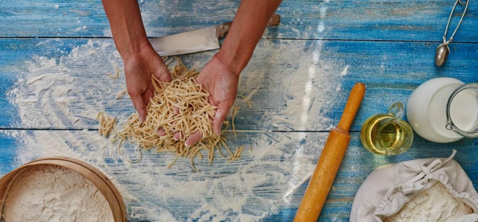 Capri: Cooking Class With Local Ingredients - Caprese Dishes Exploration