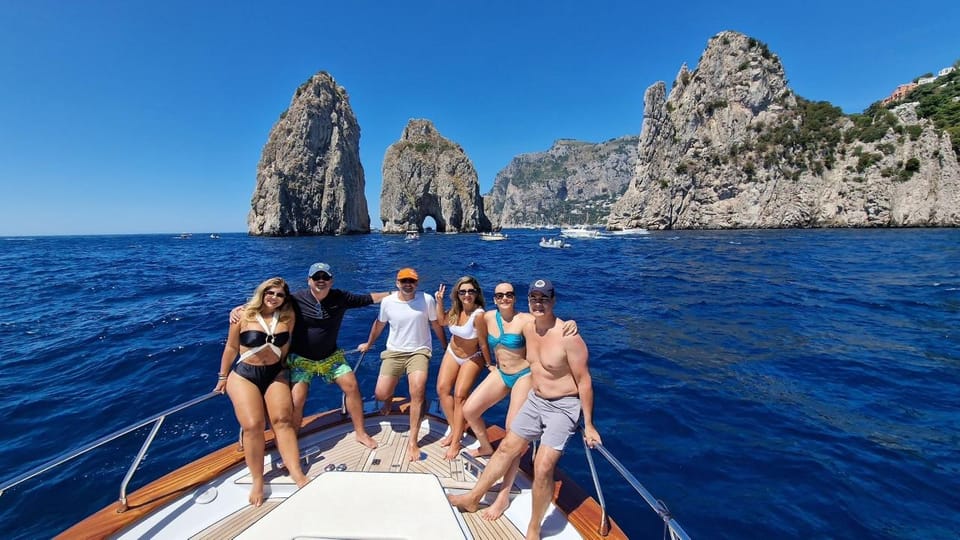 Capri: Experience the magic of the island with an unforgettable Sunset Tour - The Experience: What to Expect on the Sunset Tour
