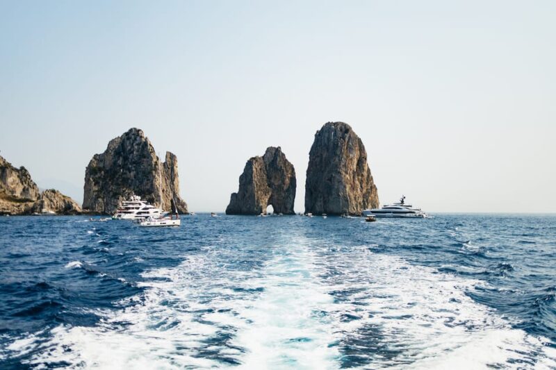 Capri: Island Boat Tour and Optional Blue Grotto Visit - Customer Reviews