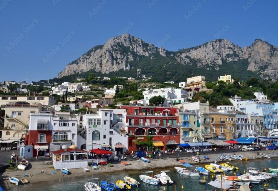 Capri: Island Boat Tour With Free Time in Capri Town - Boat Cruise Itinerary