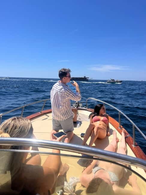 Capri Island Private Boat Tour - Premium 28ft Boat - The Experience Provider
