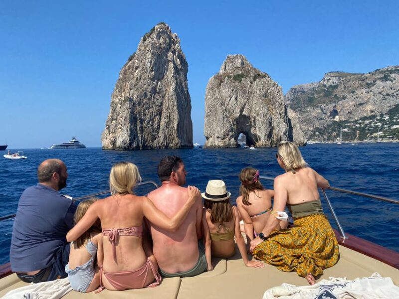 Capri Island: Private Boat Tour - Key Points