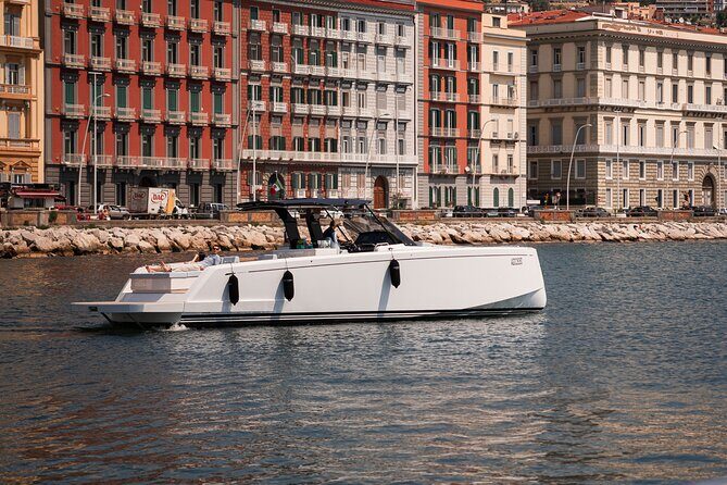 Capri Luxury Private Boat Tour from Capri or Napoli - Setting the Scene: What’s Included and What’s Not