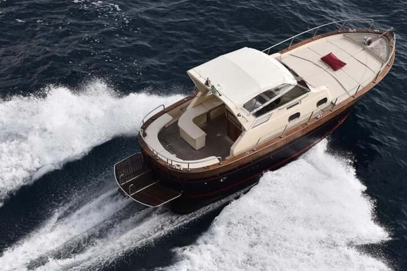 Capri Private Boat Tour from Capri (3 hours) + Blue Grotto - An In-Depth Look at the Experience