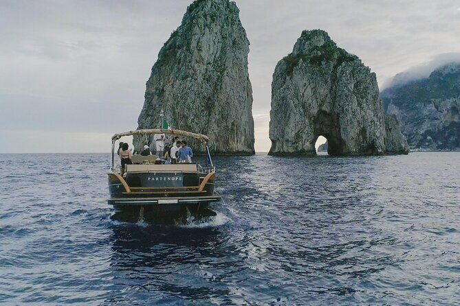 Capri Private Day Tour by Boat - Key Points