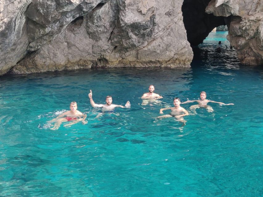 Capri: Private Tour in a Typical Boat - Booking and Cancellation Policy