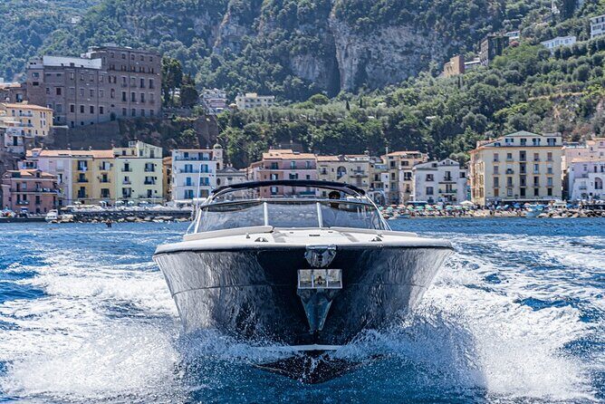 Capri Private Yacht Transfert from Sorrento, Naples & Positano - Why Choose a Private Yacht Transfer?