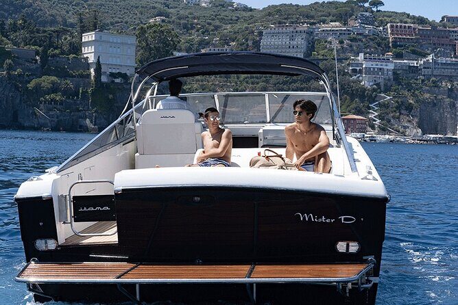 Capri Private Yacht Transfert from Sorrento, Naples & Positano - Who Will Love This Experience?