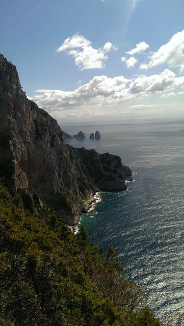 Capri: Walk through the streets of the center - Exploring Capri’s Streets: A Practical Guide