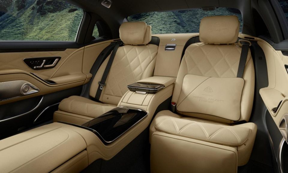 CAR 3 PAX TRANSFER CRANS-MONTANA TO AIRPORT MILANO MALPENSA - Driver Details