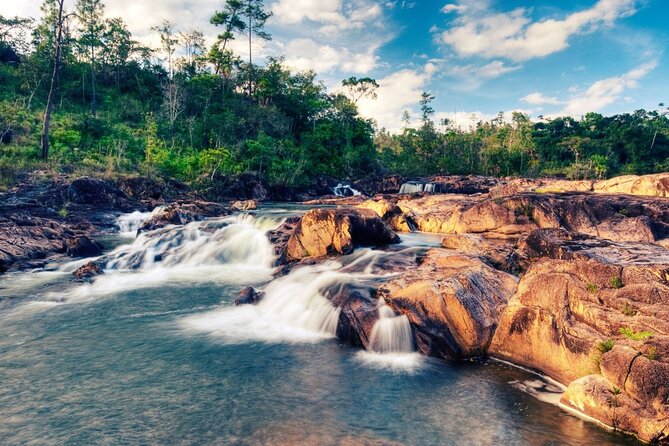 Caracol Mayan Ruins Rio On Pools and Rio Frio Cave Tour in Belize - Tour Logistics and Accessibility