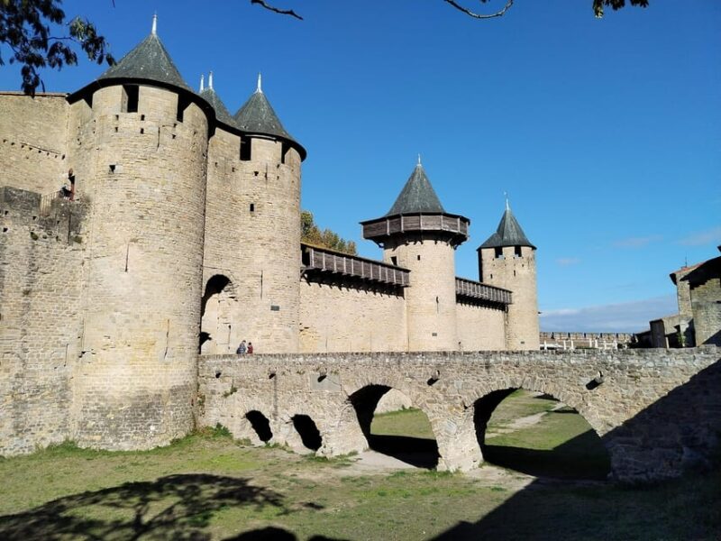 Carcassonne: Private Guided Tour With Castle Entry Ticket - Important Information for Guests