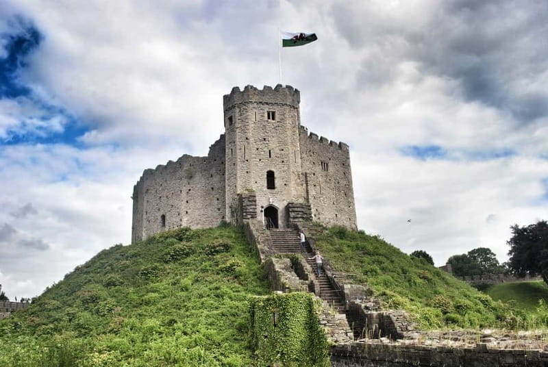 Cardiff Day Tour from London with Local Guide (Visit Wales) - Key Points