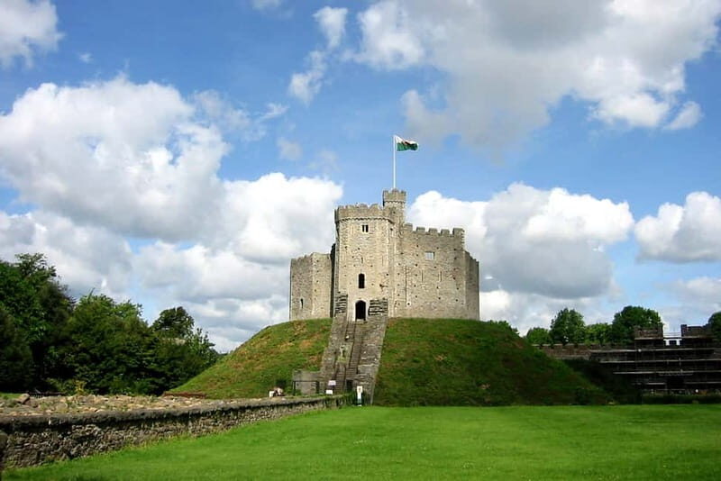 Cardiff: Doctor Who City Walking Tour - Key Points