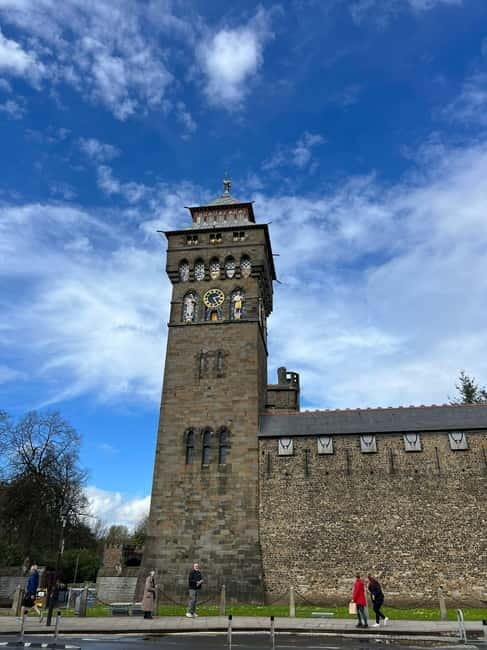 Cardiff: Guided City Walking Tour - Key Points