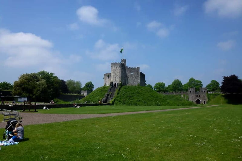 Cardiff: Private Guided Highlights Tour - Key Points