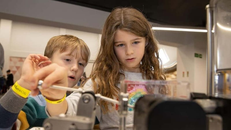 Cardiff: Techniquest Science & Discovery Centre Entry Ticket - Key Points