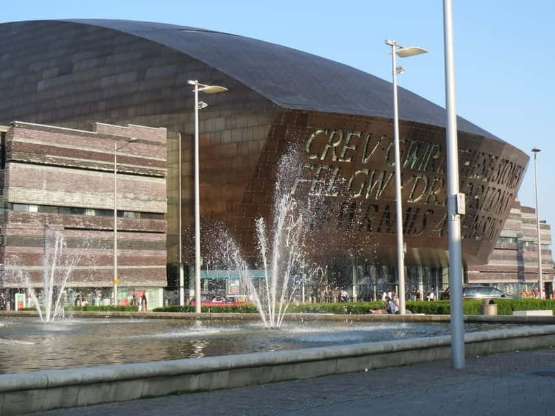 Cardiff Welcome Tour: Private Tour with a Local - Key Points