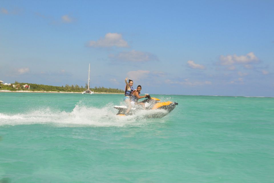 Caribbean Sea Waverunner Adventure - Inclusions