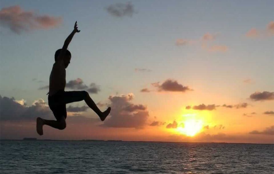 Caribbean Sunset With Pickup - Recommendations