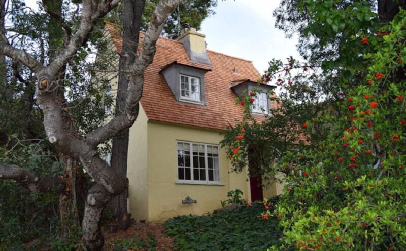 Carmel-By-The-Sea: Fairy Tale Houses Self-Guided Audio Tour - Policies
