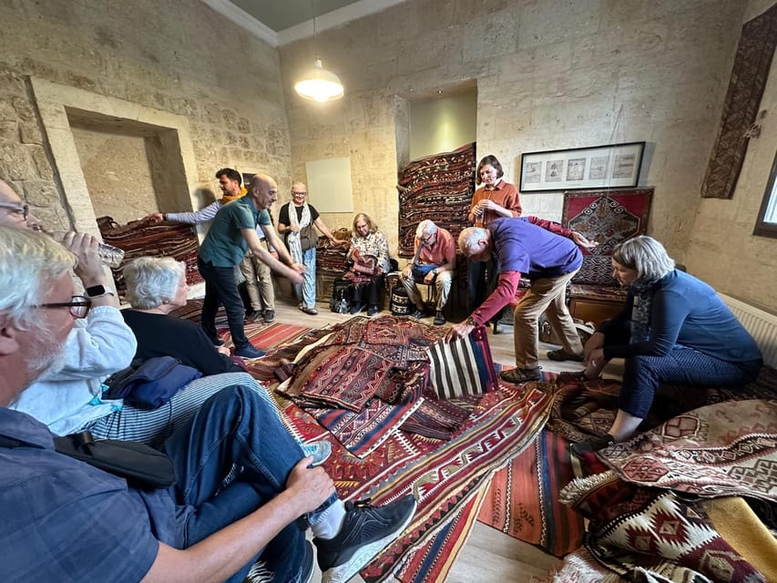 Carpet & Kilim Info and Demo - Discovering the Art of Turkish Kilims and Carpets: A Detailed Review of the Carpet & Kilim Info and Demo Experience