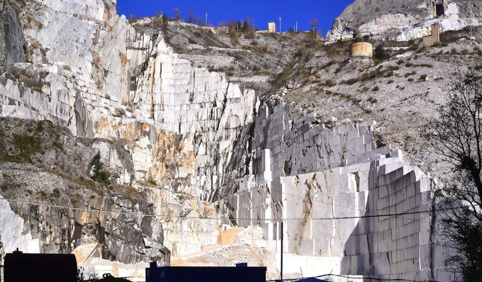 Carrara Marble Tour by Shuttle From Lucca, Pisa or La Spezia - Accessibility and Group Size