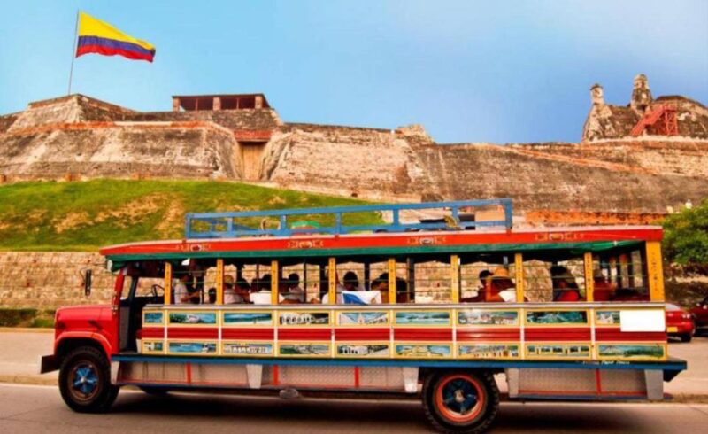 Cartagena: BILINGUAL CITYTOUR SAN FELIPE CASTLE & Old City - San Felipe Castle Highlights