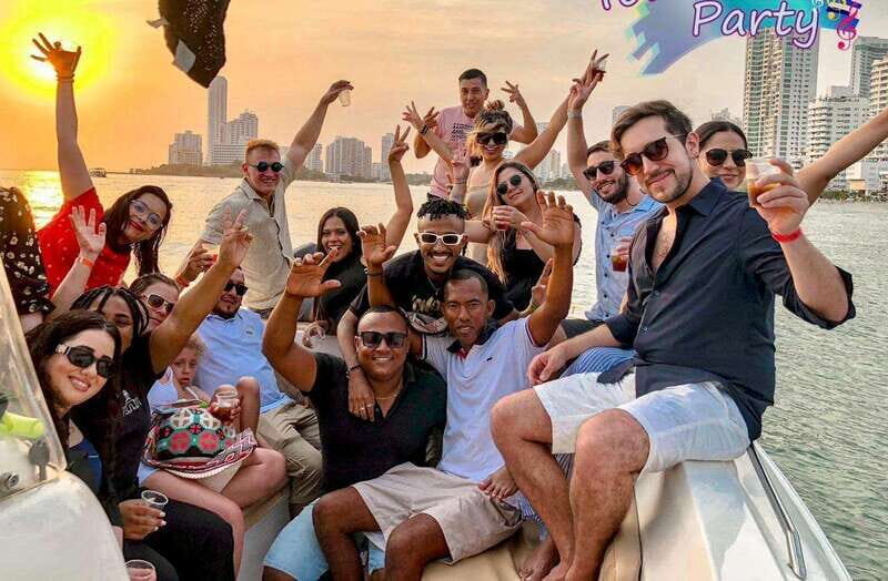 Cartagena: Private Sunset and Night Boat Tour - An In-Depth Look at the Experience