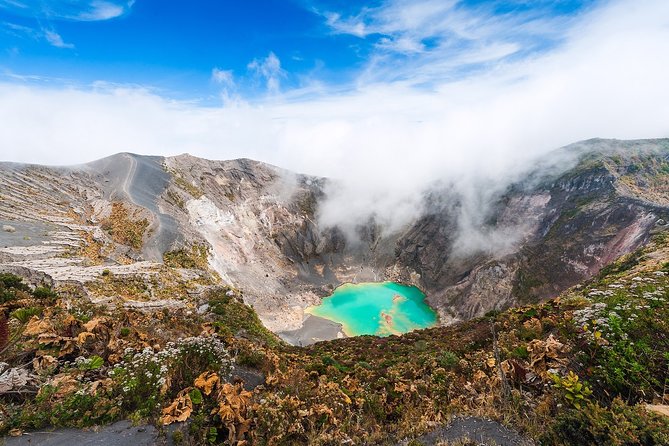 Cartago Highlights: Irazu Volcano and Small Towns. Private Tour - Visiting Irazu Volcano