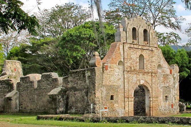 Cartago Highlights: Irazu Volcano and Small Towns. Private Tour - Lunch at Local Restaurant