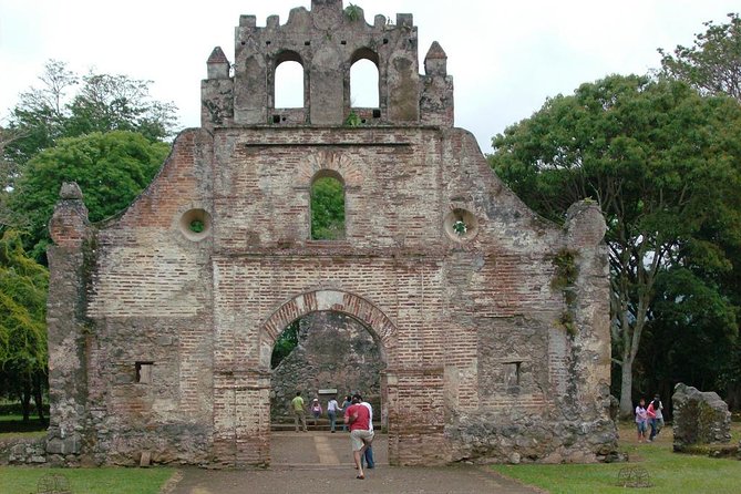 Cartago Highlights: Irazu Volcano and Small Towns. Private Tour - Pricing and Additional Details