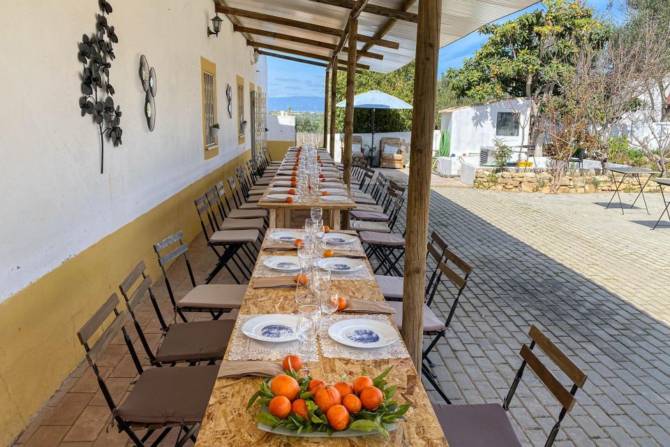 Carvoeiro: Algarve Food Tour in a Winery - Experienced Local Hosts and Guides