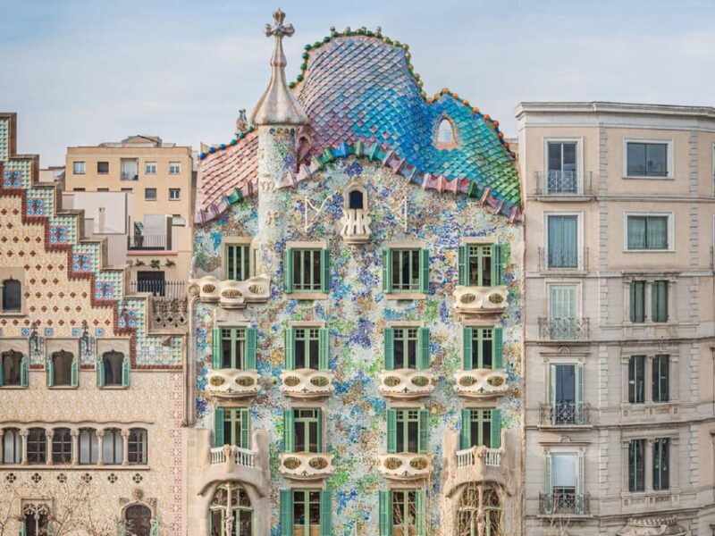 Casa Batlló Tour With Optional White Rabbit Museum Entry - Tour Experience