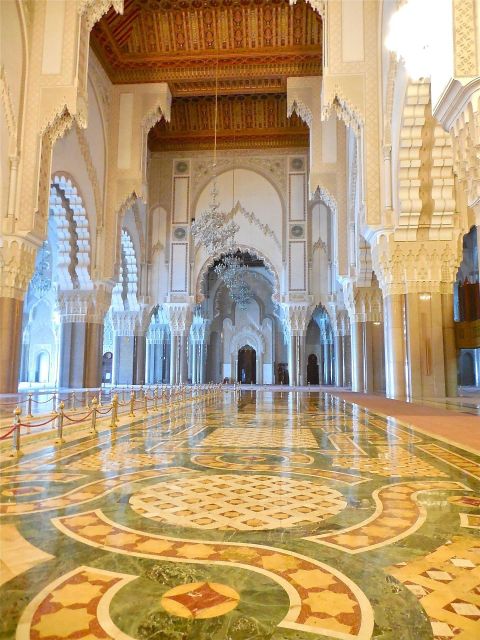 Casablanca Day Tour - Iconic Café and Coastline