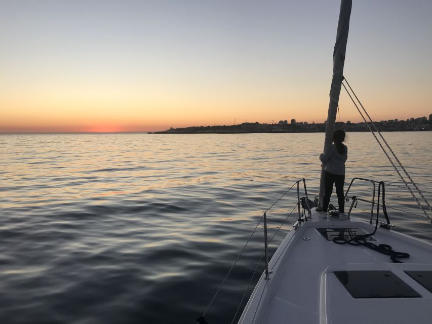 Cascais: 2-Hour Sunset Cruise - Inclusions and Exclusions