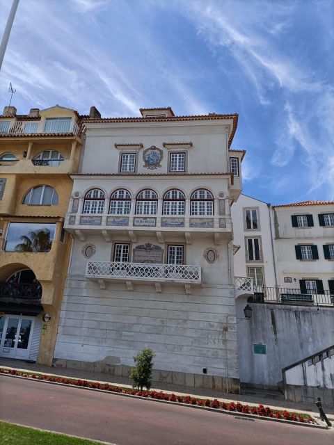Cascais - Private Tour in English in Lisbon's Suburb - Enjoy the Marechal Carmona City Park