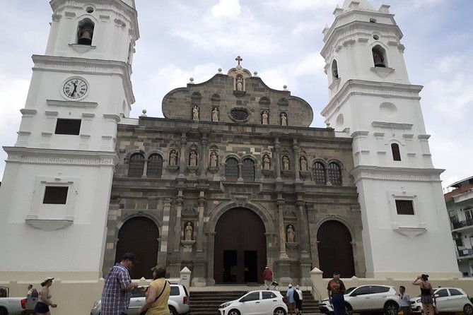 Casco Antiguo Virtual Live Tour - Vibrant Culture and Diverse Traditions