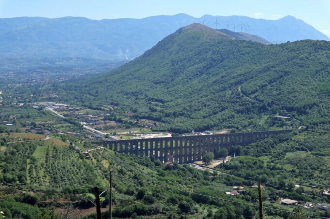 Caserta: E-Bike Tour to Sant'Agata De' Goti in the Sannio Region - Crossing the Acquedotto Carolino