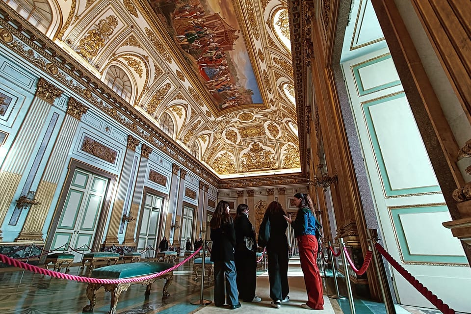 Caserta Royal Palace & Gardens Small Group Tour With Shuttle - Personalized Tour Experience With Expert Guidance