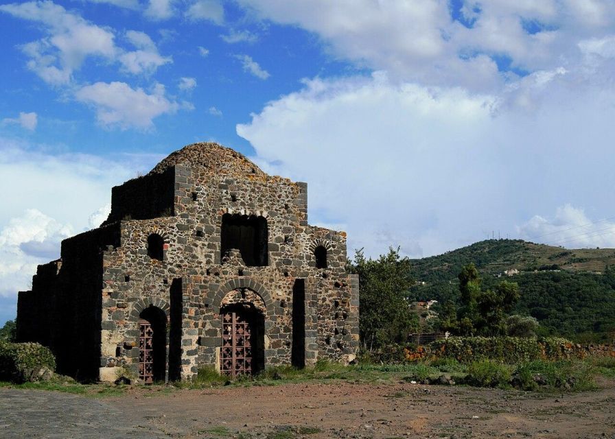 Castiglione Di Sicilia Tour and Wine Tour - Key Points