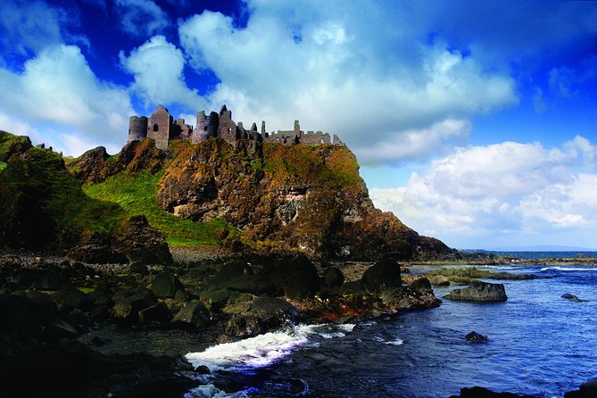 Castles & Stones Day Tour From Belfast - Onboard Commentary