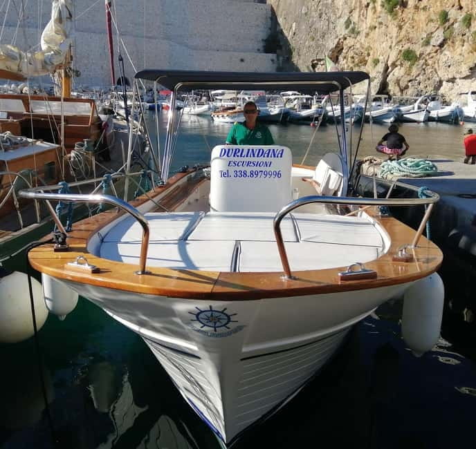 CASTRO-MALEPASSO: 3H CAVES BOAT TOUR WITH APERITIVE - Key Points