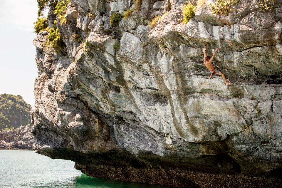Cat Ba: Advanced Rock Climbing & Cliff Jumping Boat Tour - Preparing for the Climbing Adventure