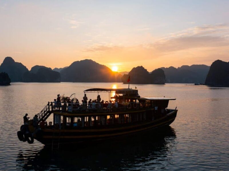 Cat Ba : Boat Trip to Fishing Village, Monkey Island - Booking and Cancellation Policy