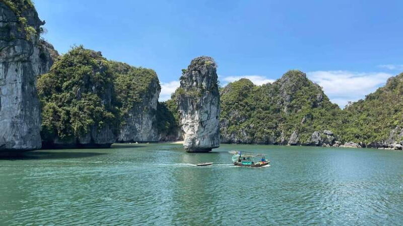 Cat Ba : Full Day Lan Ha Bay Cruise With Swimming ,Kayaking - What to Bring for the Cruise