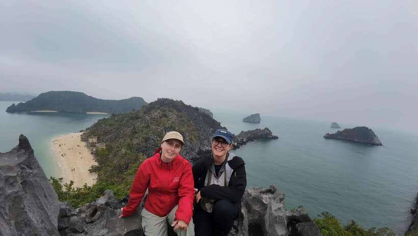 Cat Ba: Lan Ha Bay Halfday Cruise With Kayaking - Getting to the Starting Point